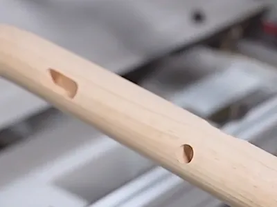 مركز تشغيل CNC متطور ذو خمسة محاور وأربعة رؤوس