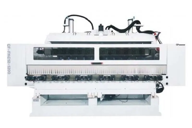 مركز تشغيل CNC متطور ذو خمسة محاور وثمانية رؤوس
